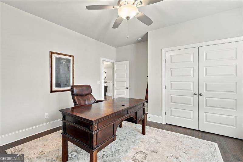 427 Parkbrook Way Property Photo 6