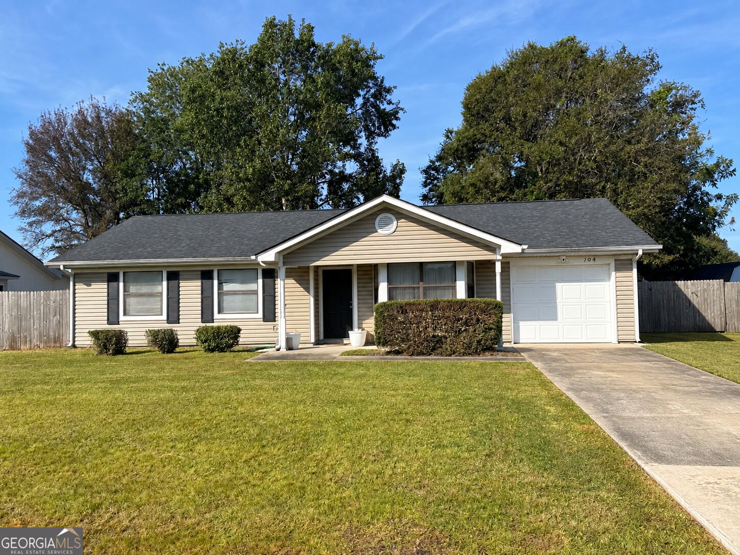 104 Fairfield Drive Property Photo 1