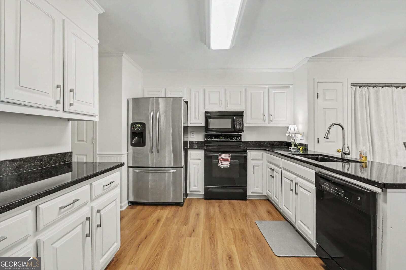8880 Carroll Manor Drive Property Photo 15