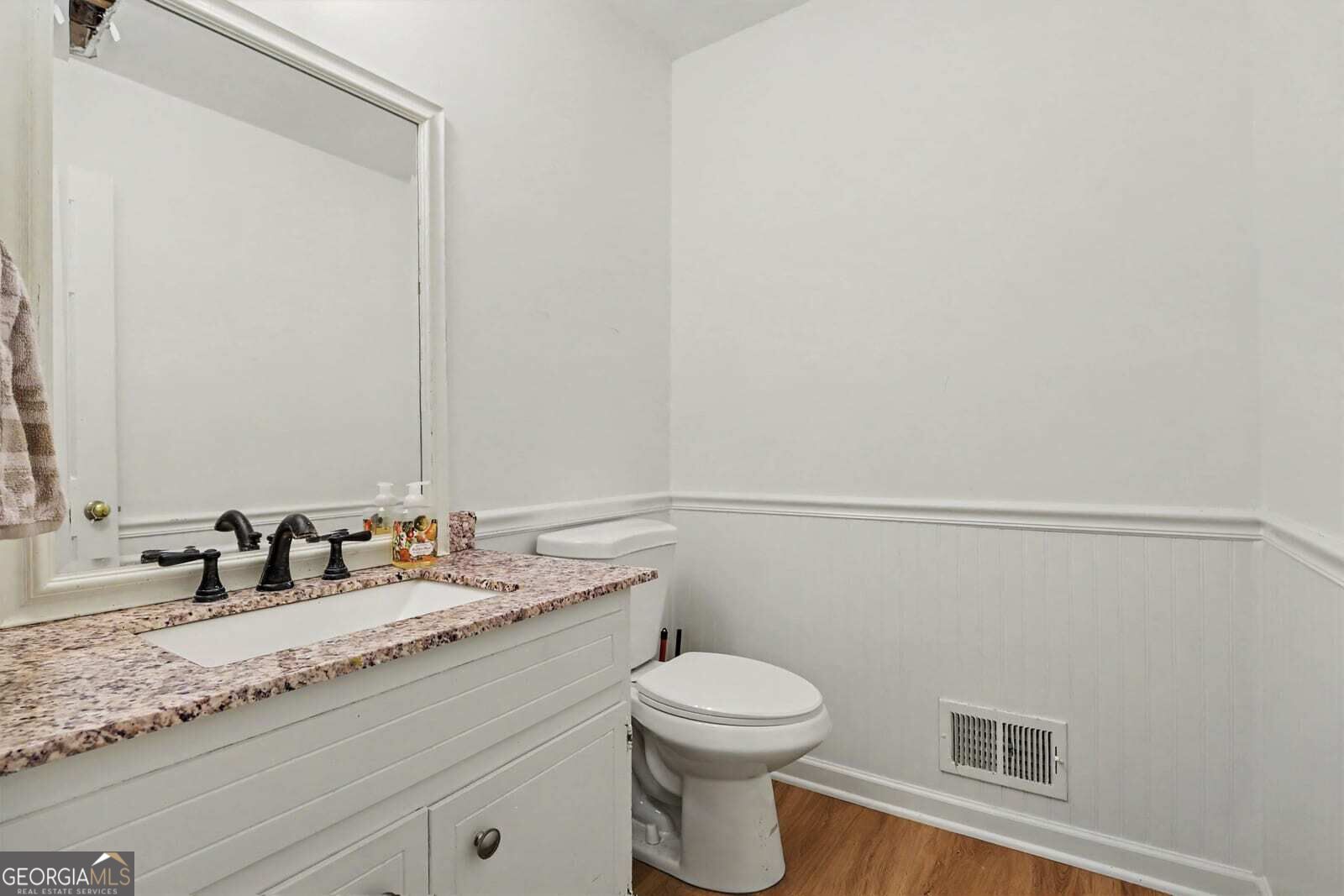 8880 Carroll Manor Drive Property Photo 16