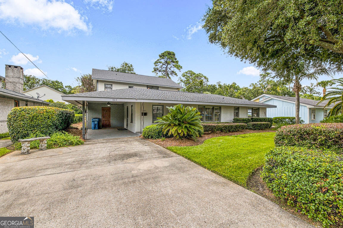 604 Bartow Street Property Photo 15