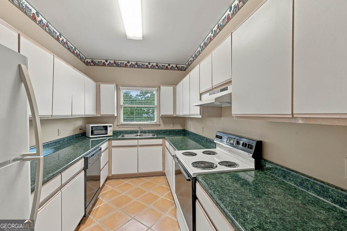 604 Bartow Street Property Photo 40