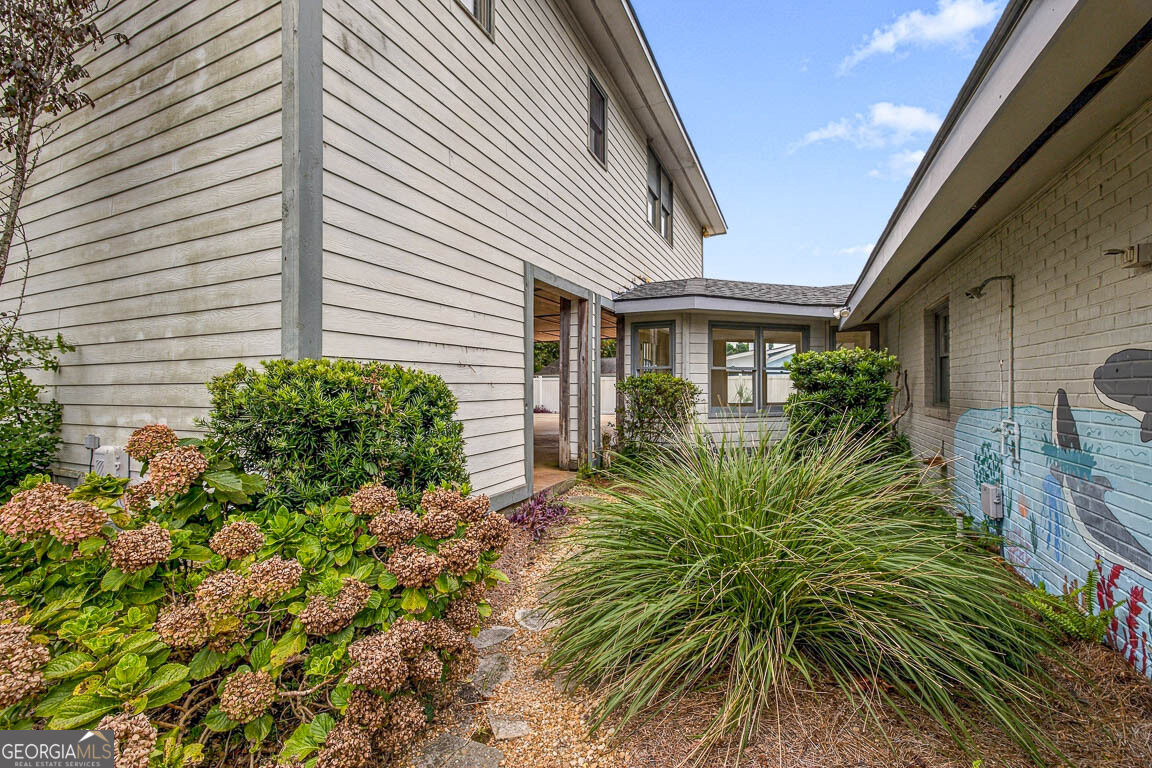 604 Bartow Street Property Photo 52