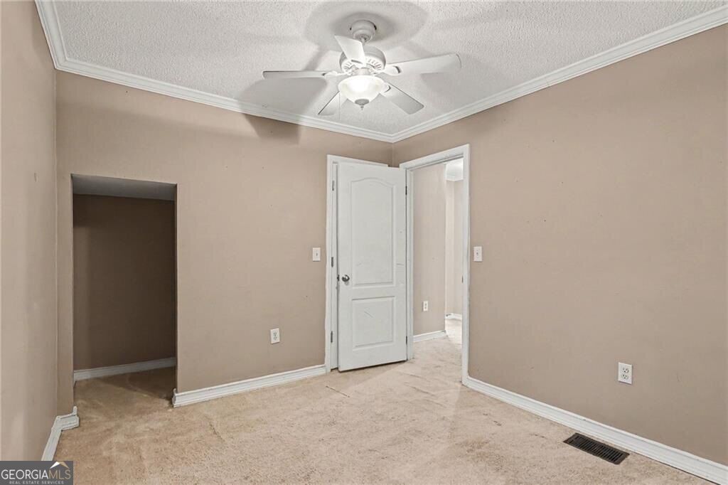2663 Jewel Street Property Photo 13