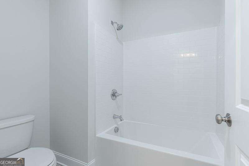 906 Farmstead Road Property Photo 14