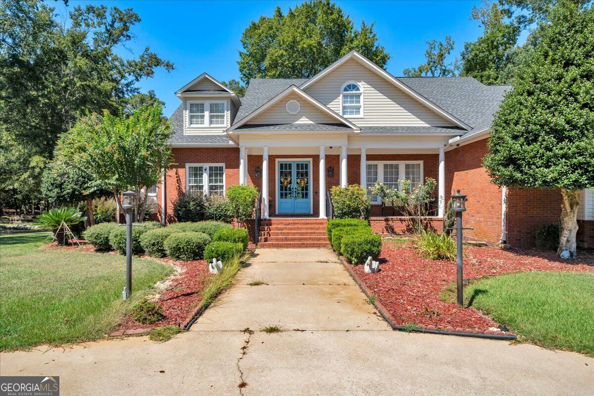383 Evergreen Road Property Photo 3
