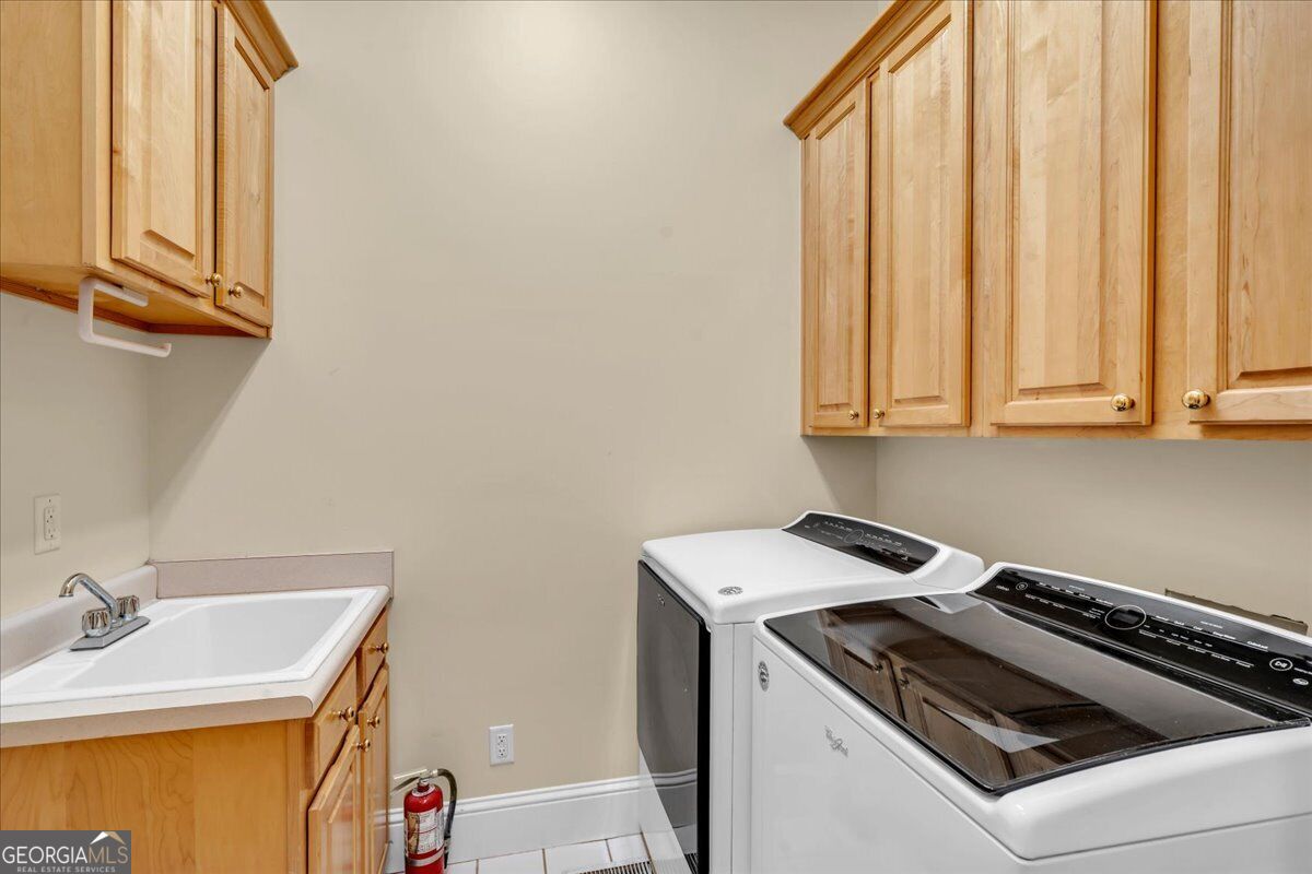 383 Evergreen Road Property Photo 36