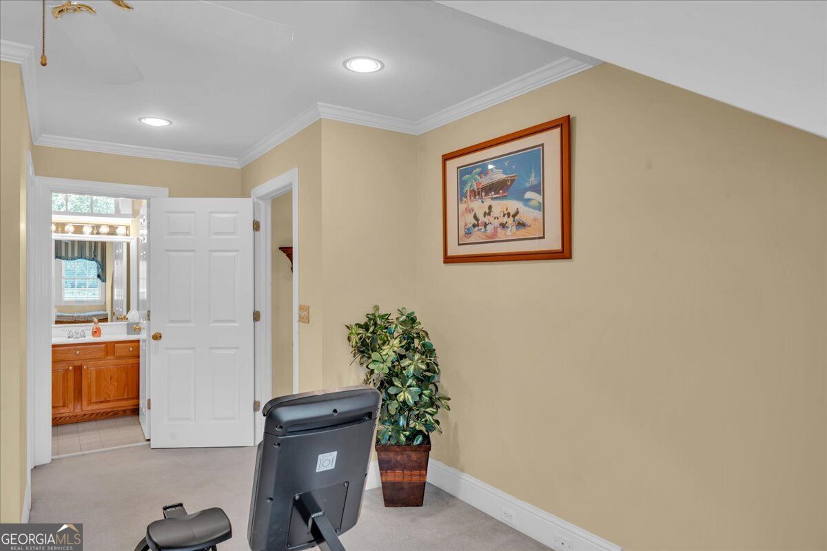 383 Evergreen Road Property Photo 38