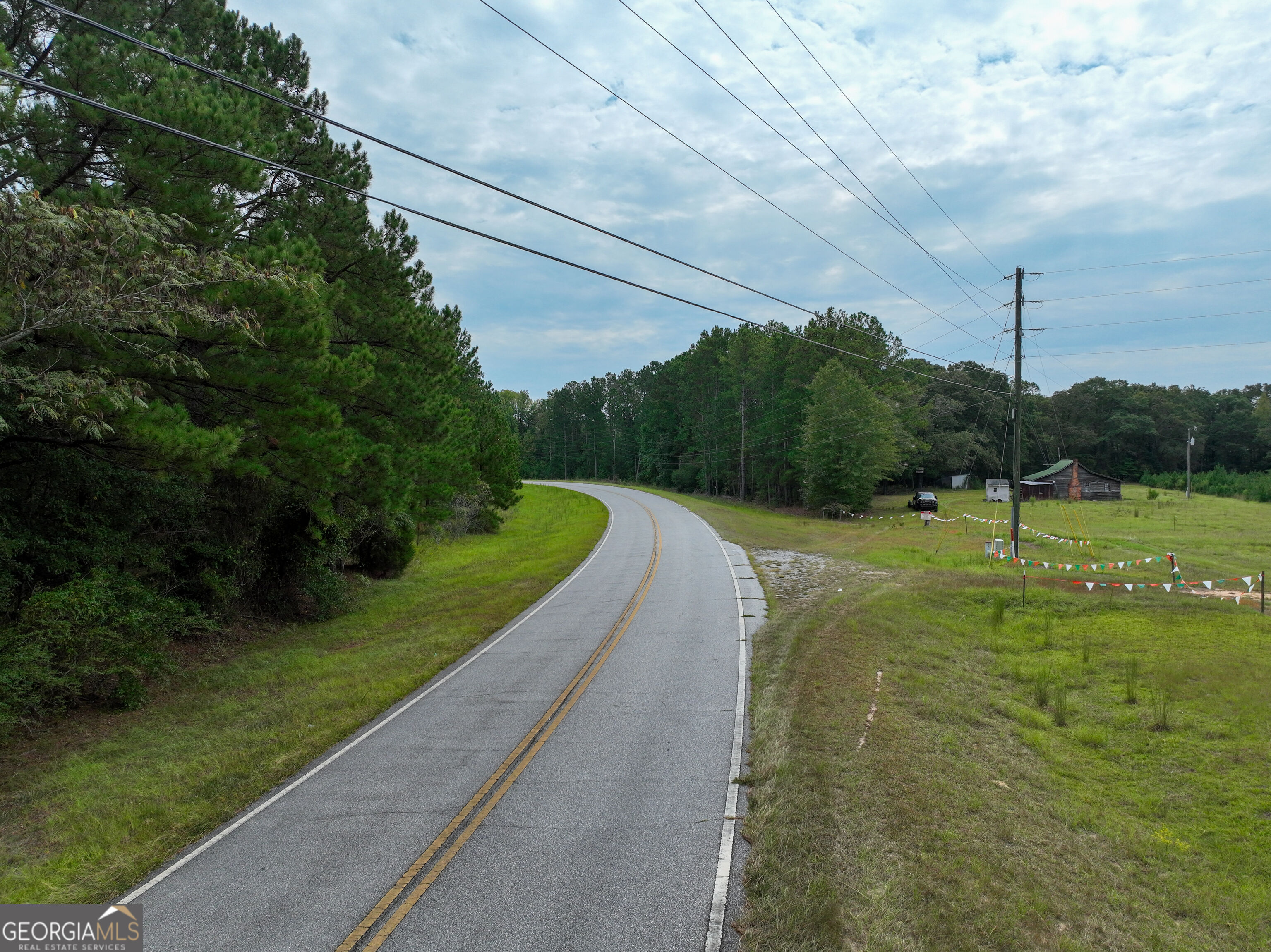 5889 Hammock Road Property Photo 16