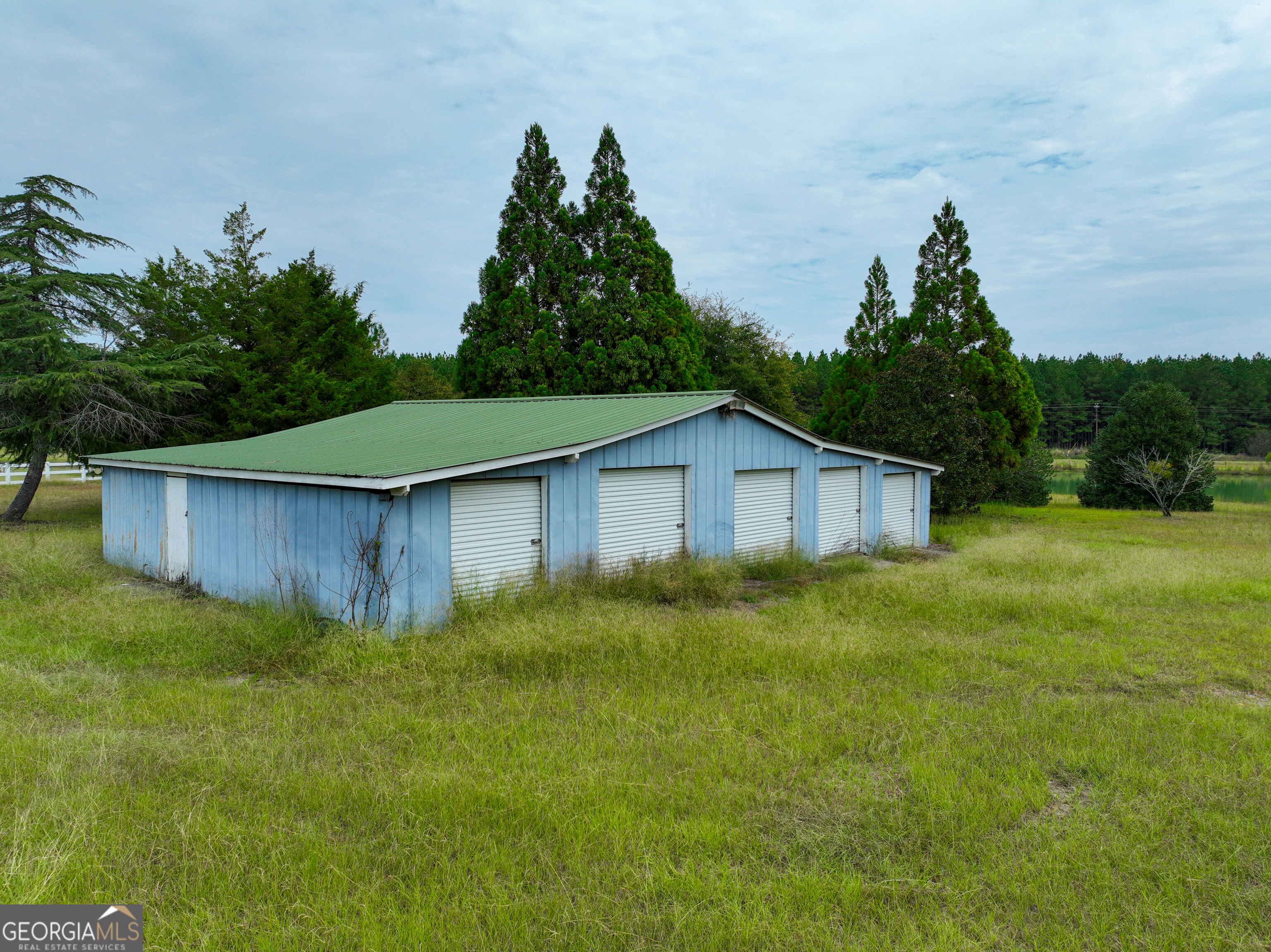 5889 Hammock Road Property Photo 24