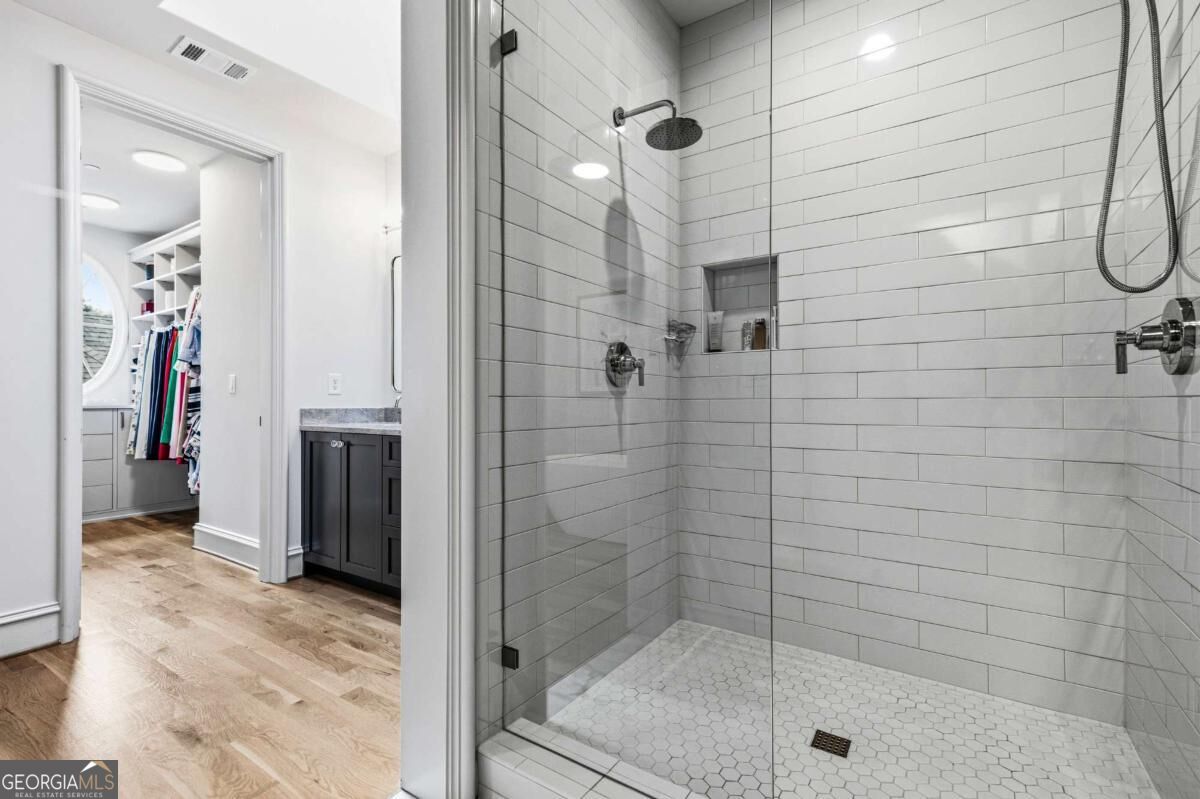 2709 Southwell Street Ne Property Photo 32