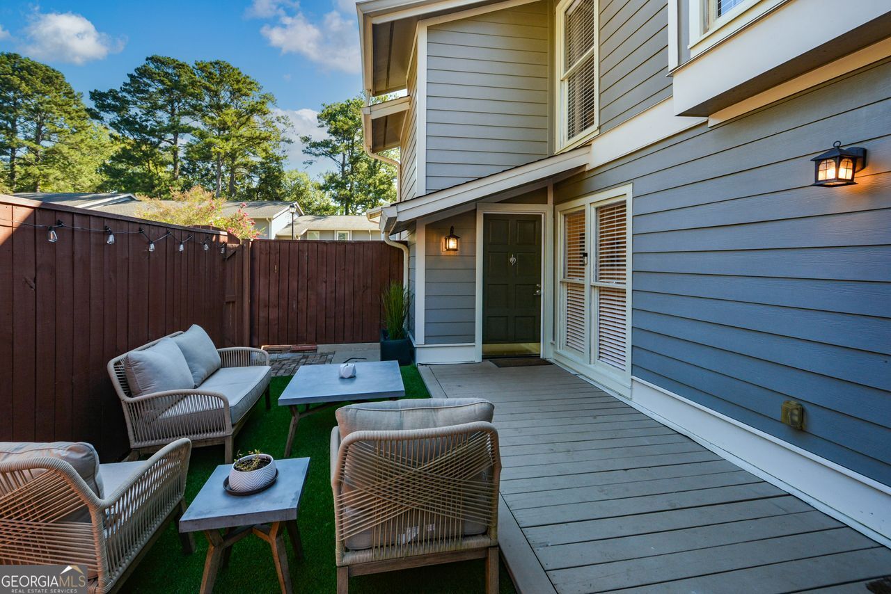 5034 Meadow Lane Property Photo 1