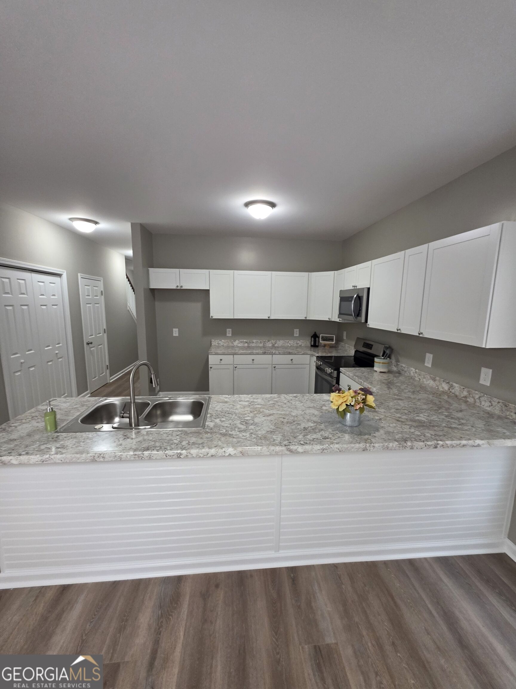 67 Woodbine Street Property Photo 6