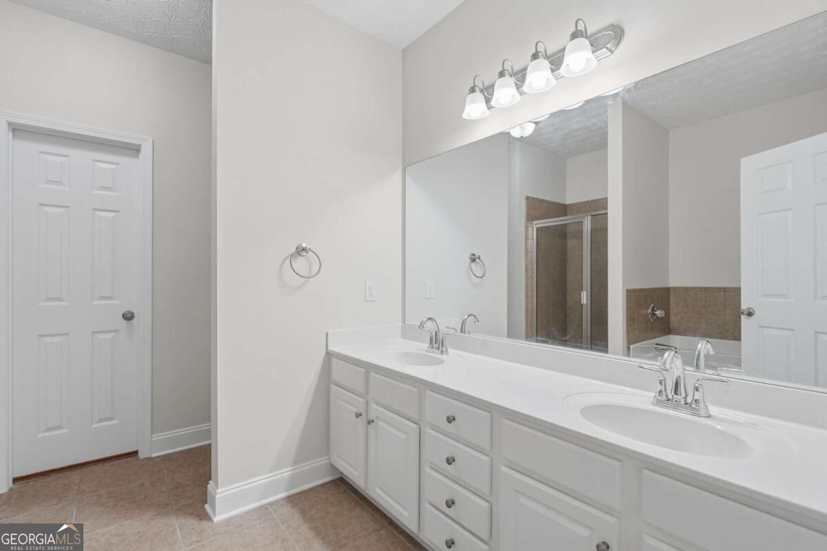 135 Riley Circle Property Photo 24