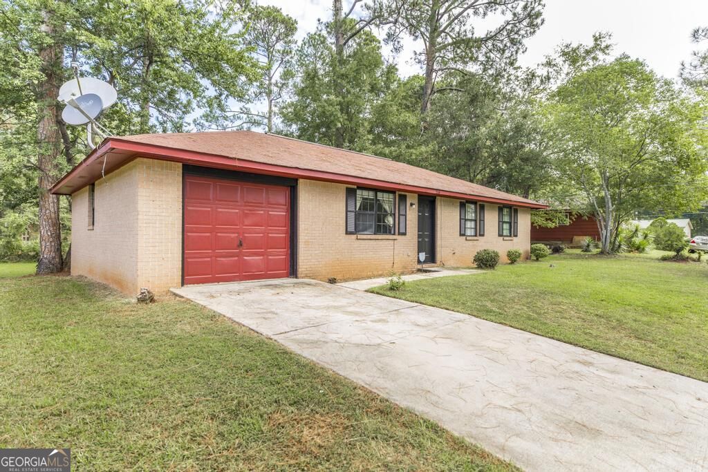 316 Peach Circle Property Photo 5