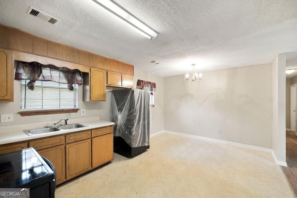 316 Peach Circle Property Photo 14