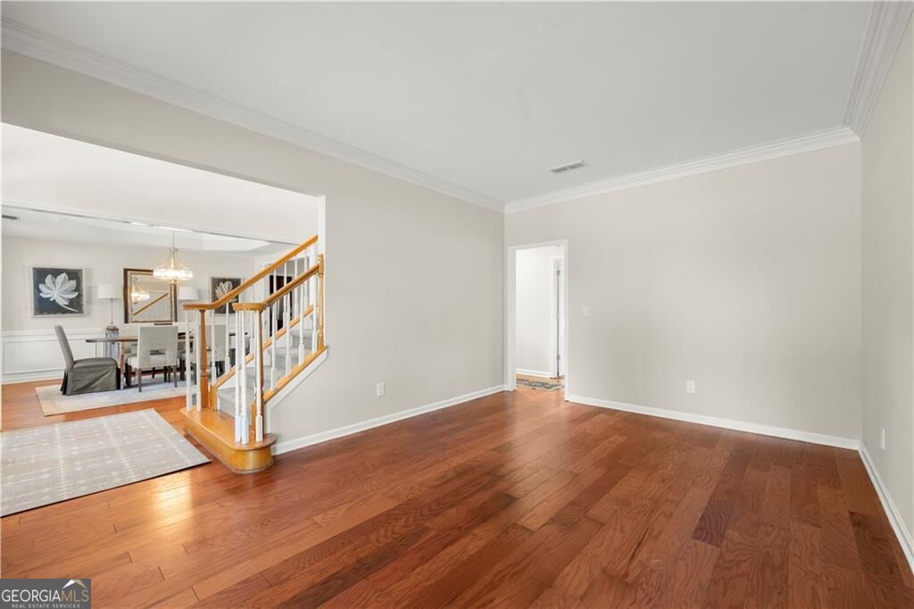 1150 Timberline Place Property Photo 11