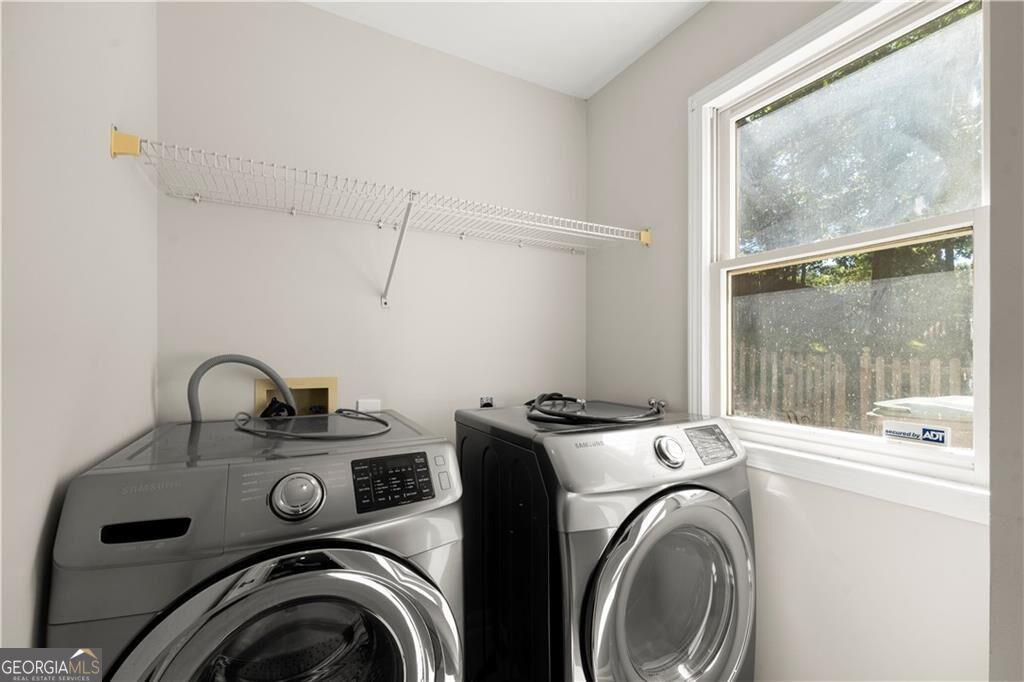 1150 Timberline Place Property Photo 33