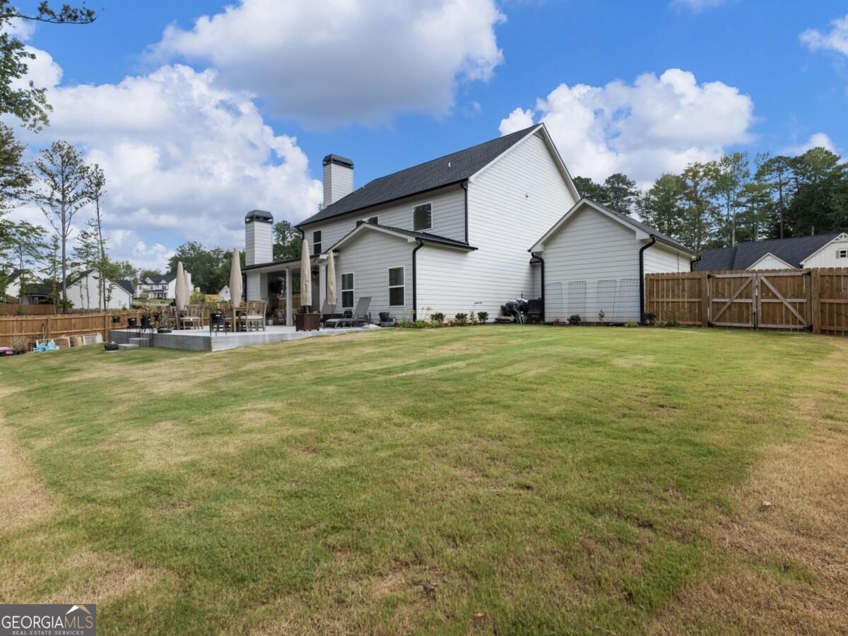 213 Meadows Drive Property Photo 41