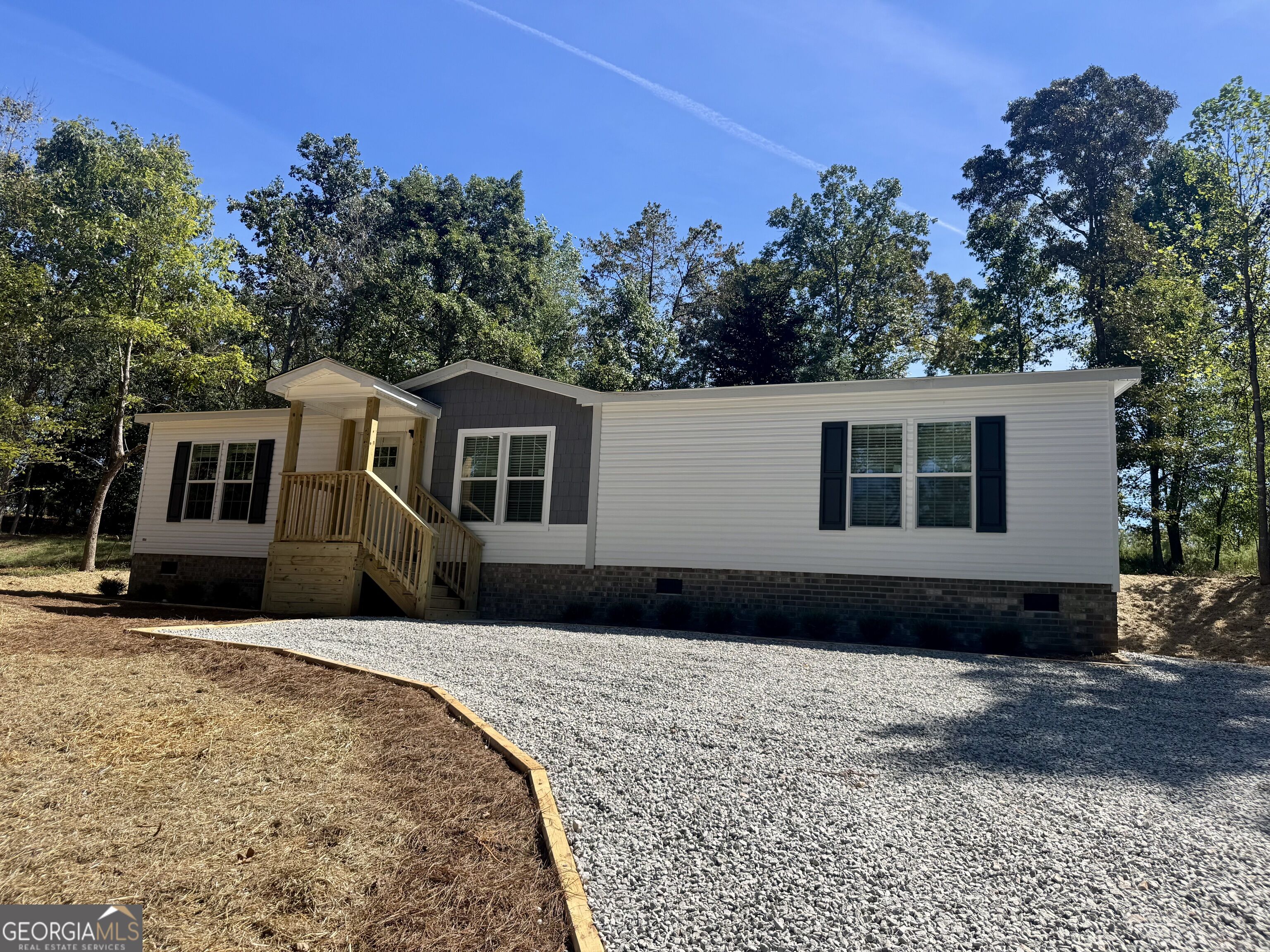 1064 Garner Road Property Photo 1