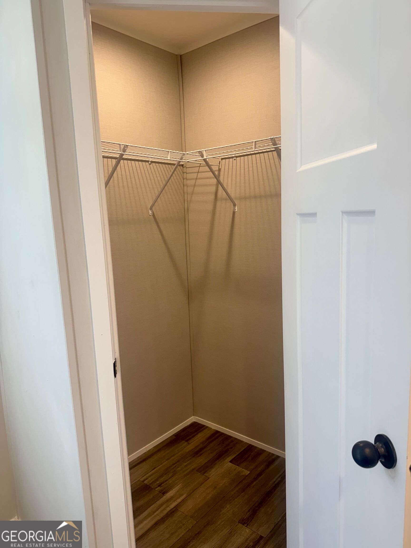 1064 Garner Road Property Photo 11