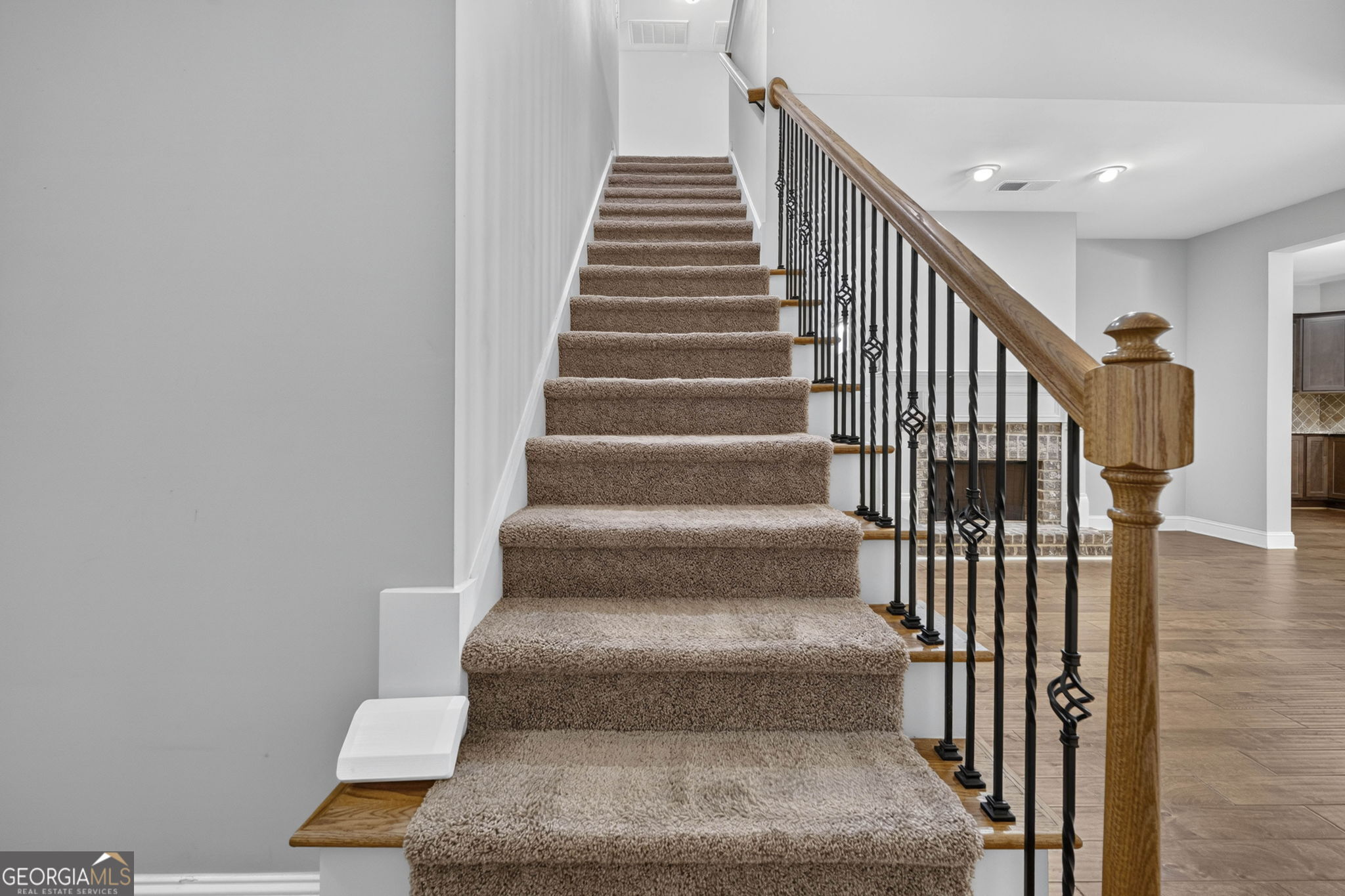 1849 Blackstone Way Property Photo 24