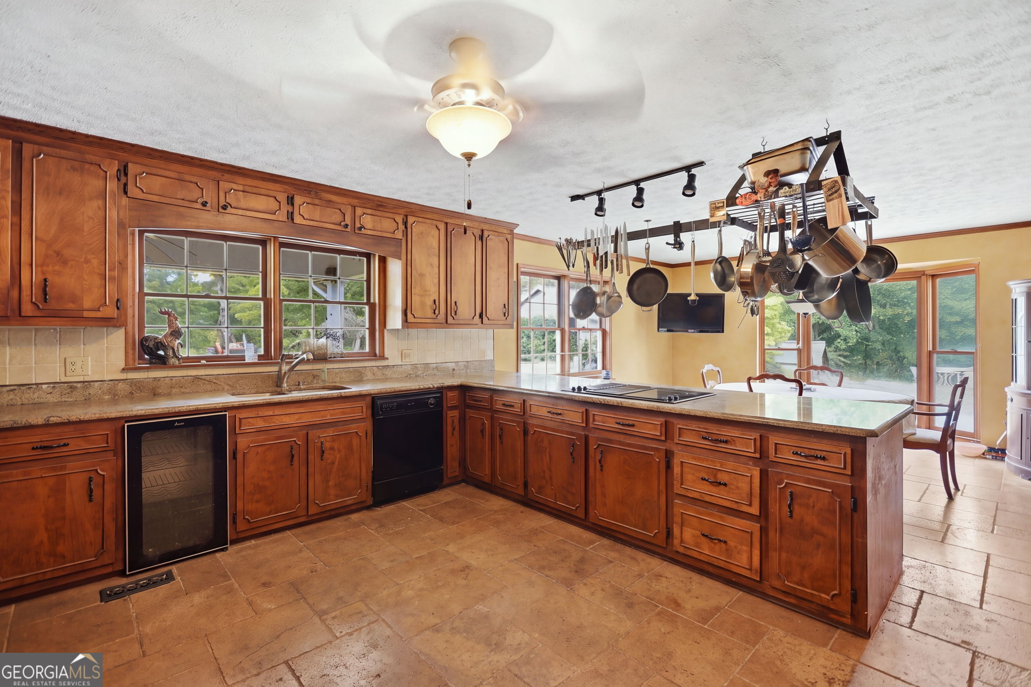 212 Aaron Young Road Property Photo 16