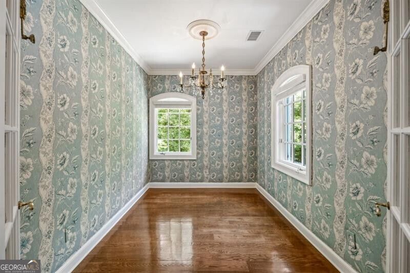 2485 W Wesley Road Nw Property Photo 44