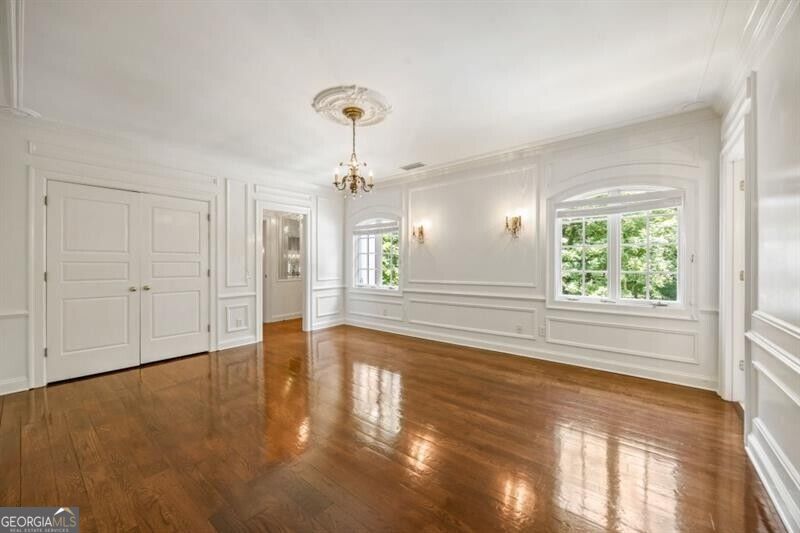 2485 W Wesley Road Nw Property Photo 45