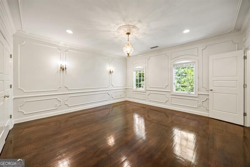 2485 W Wesley Road Nw Property Photo 51