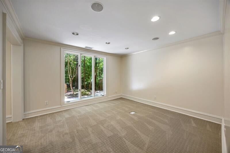 2485 W Wesley Road Nw Property Photo 62