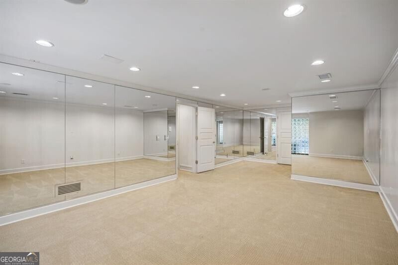 2485 W Wesley Road Nw Property Photo 64
