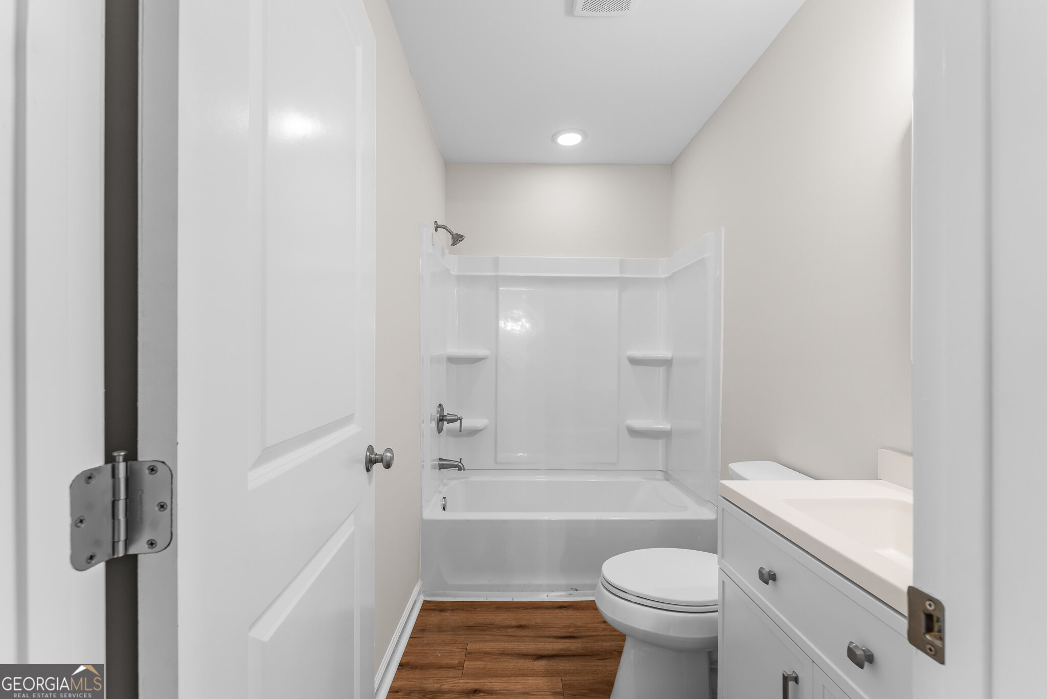 227 Chatham Avenue Property Photo 17