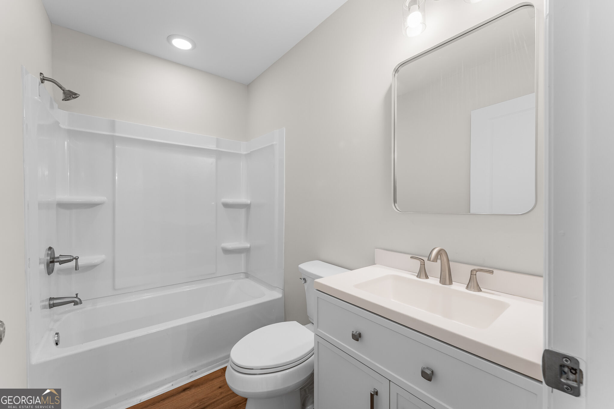 227 Chatham Avenue Property Photo 18