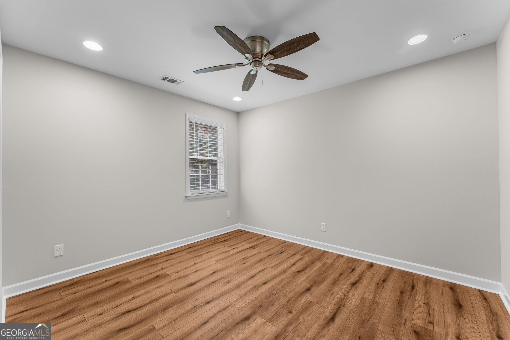 227 Chatham Avenue Property Photo 22