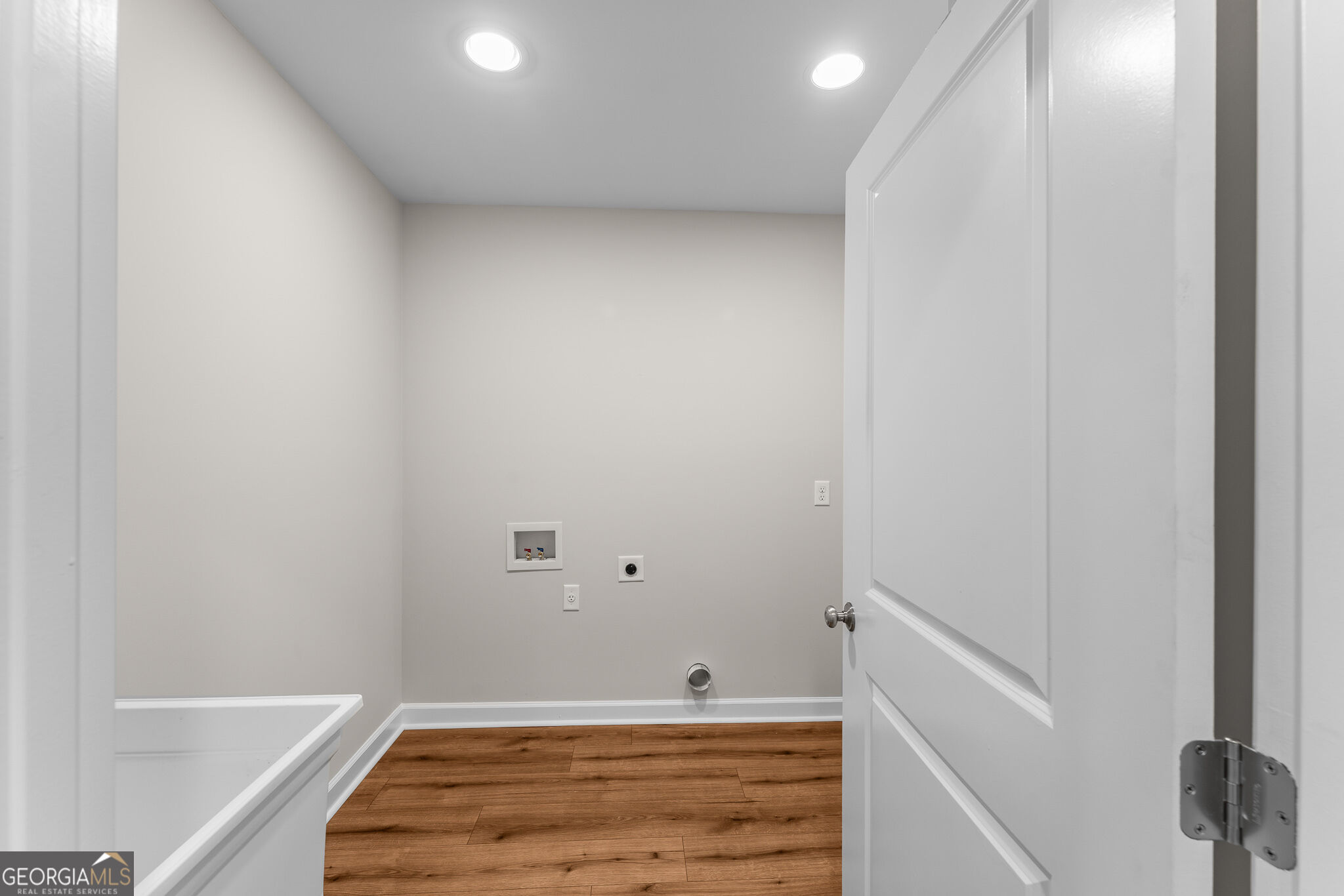 227 Chatham Avenue Property Photo 29