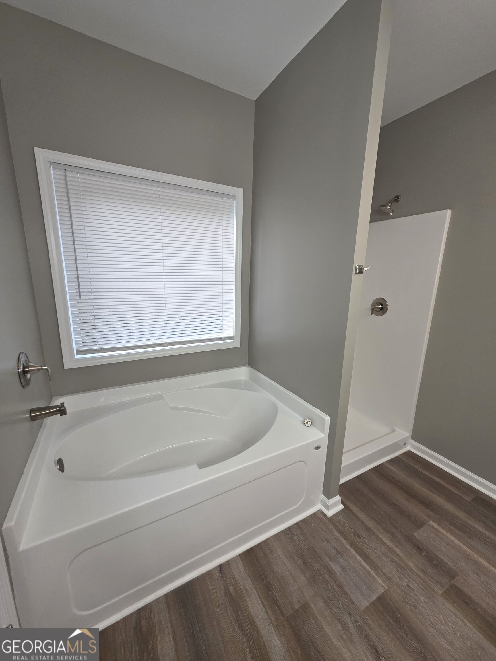 191 Laura Lane Property Photo 14