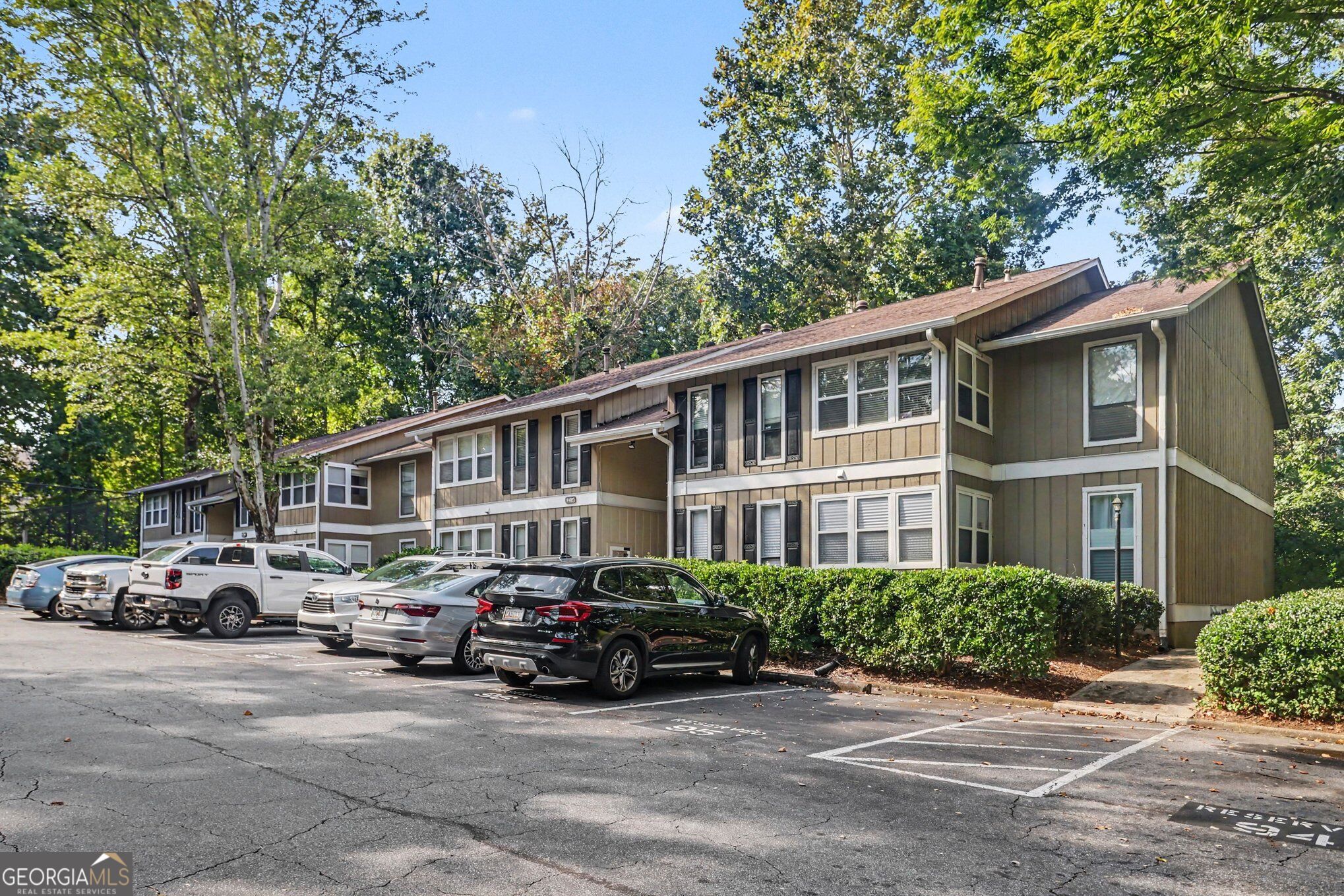 5157 Roswell Road # 8 Property Photo 1
