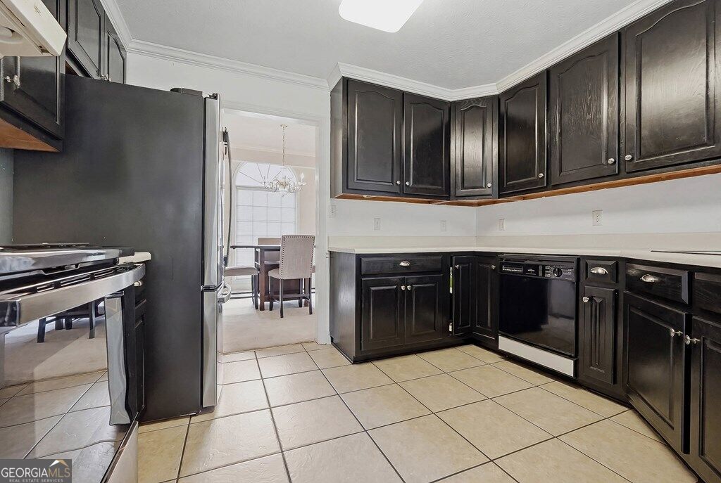 2810 Doublegate Drive Property Photo 9