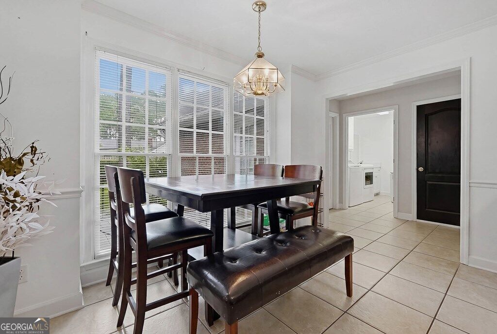 2810 Doublegate Drive Property Photo 11