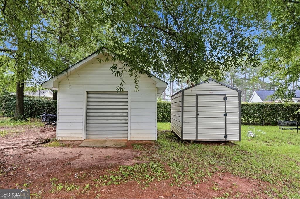2810 Doublegate Drive Property Photo 37