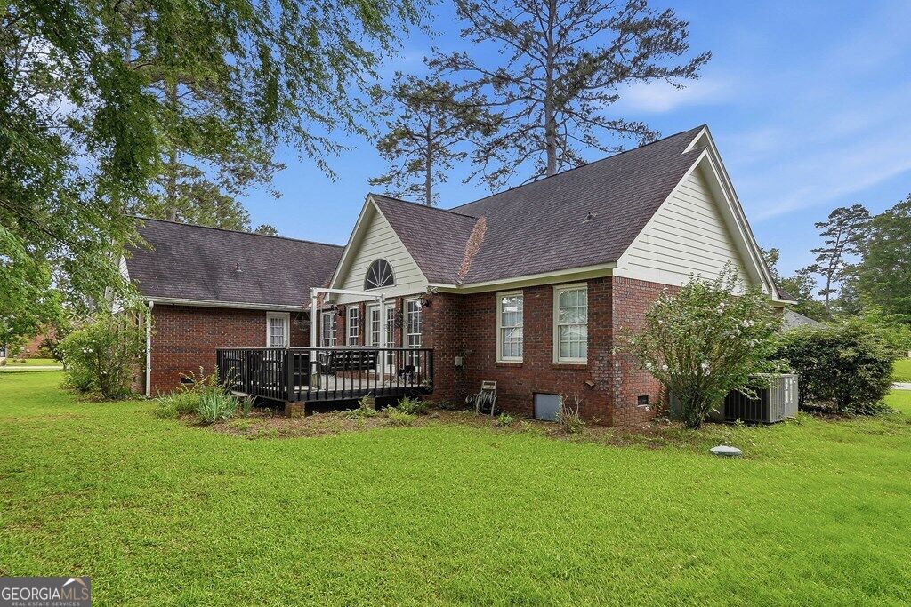 2810 Doublegate Drive Property Photo 40