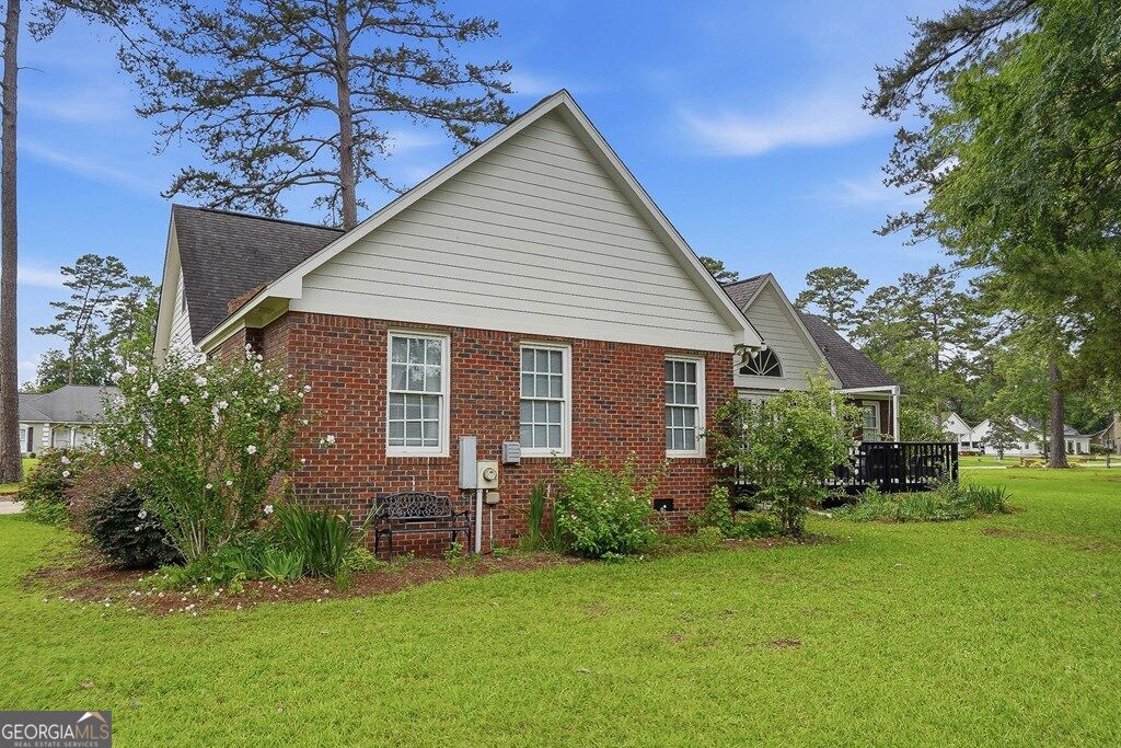 2810 Doublegate Drive Property Photo 42