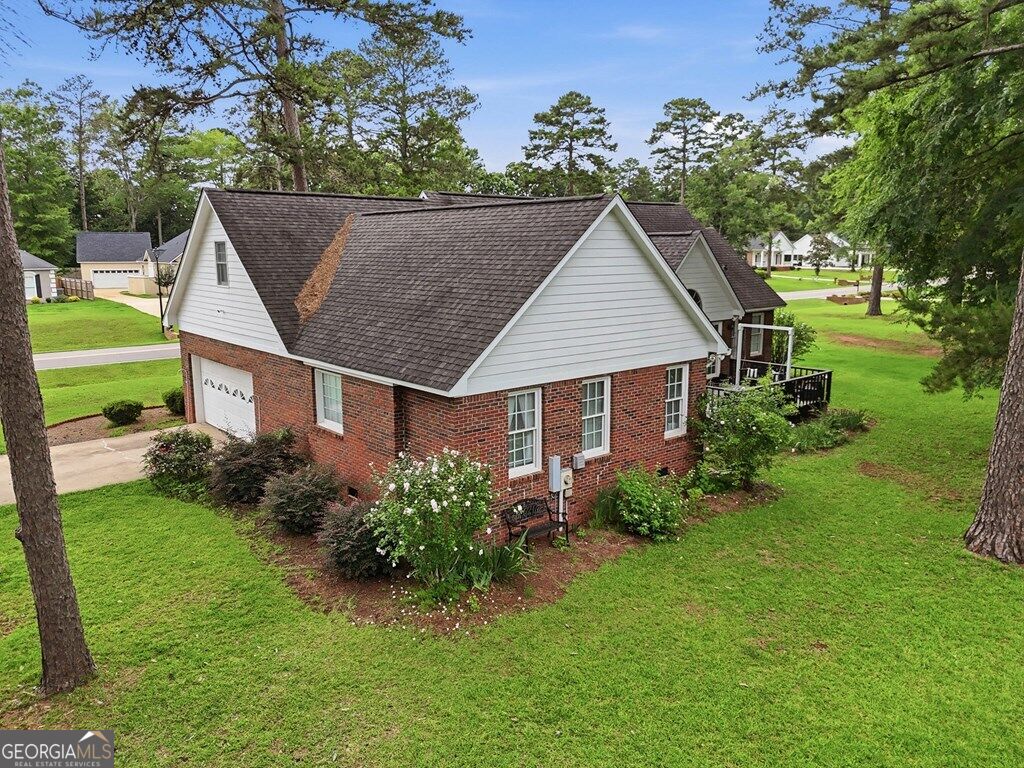 2810 Doublegate Drive Property Photo 43
