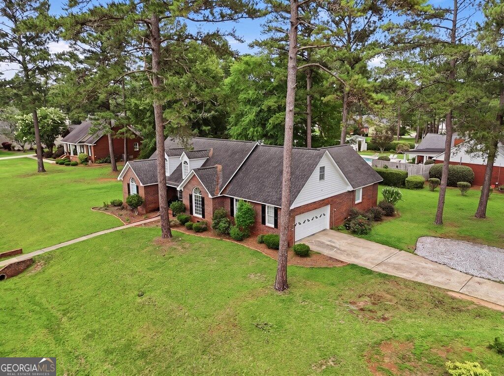 2810 Doublegate Drive Property Photo 45