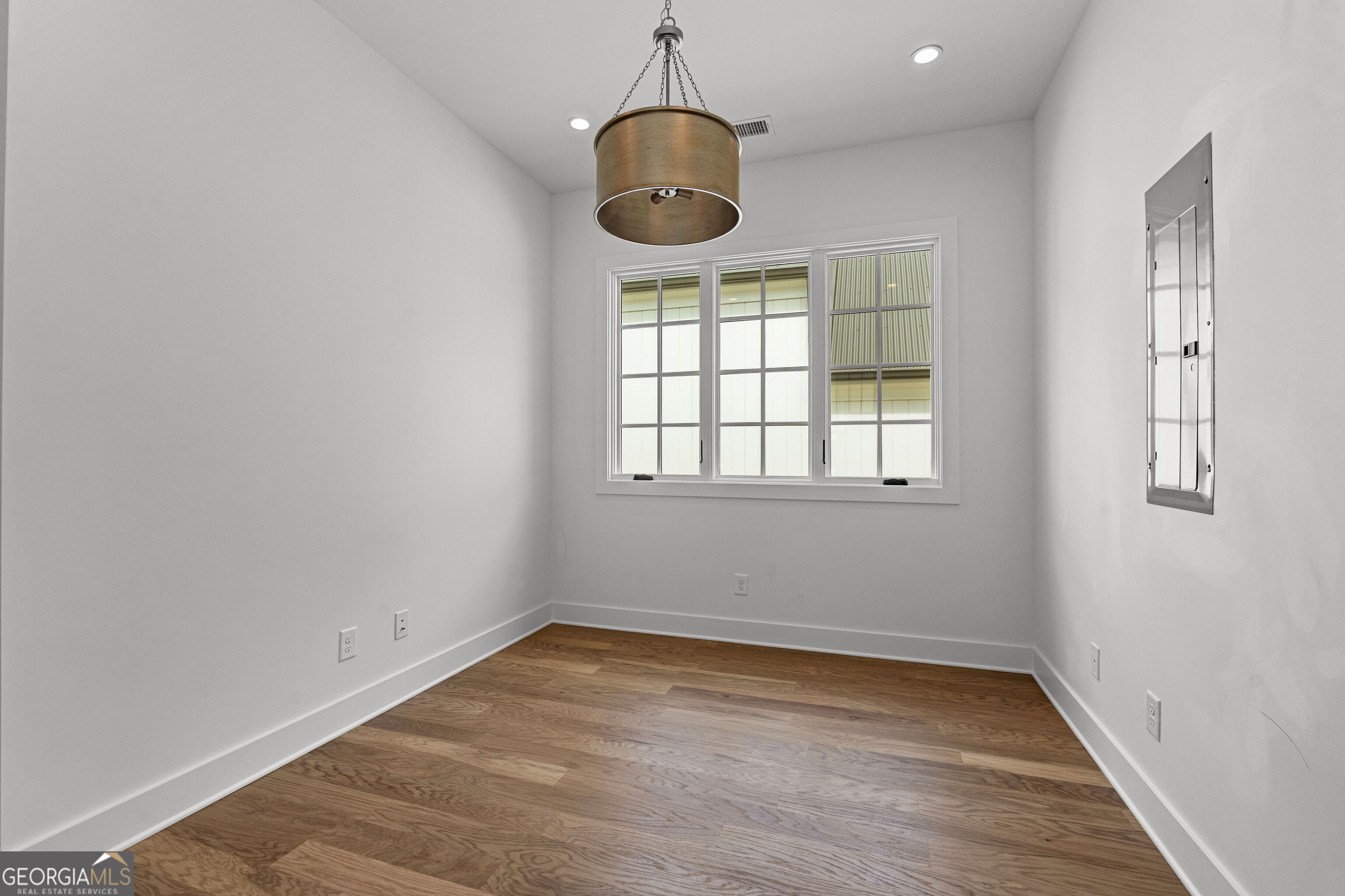 290 Central Avenue Property Photo 12