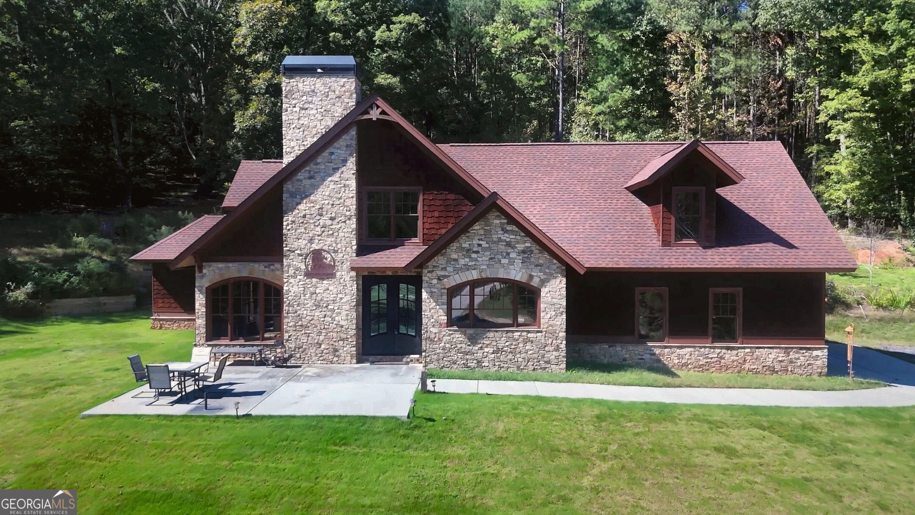 540 R James Road Property Photo 1