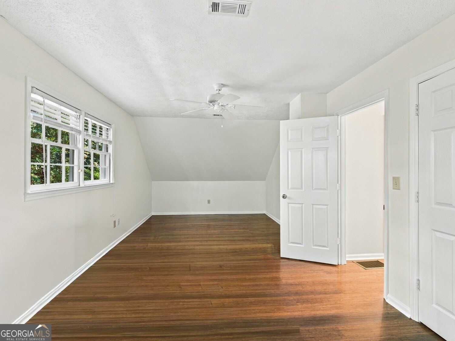 202 Crystal Hills Property Photo 32