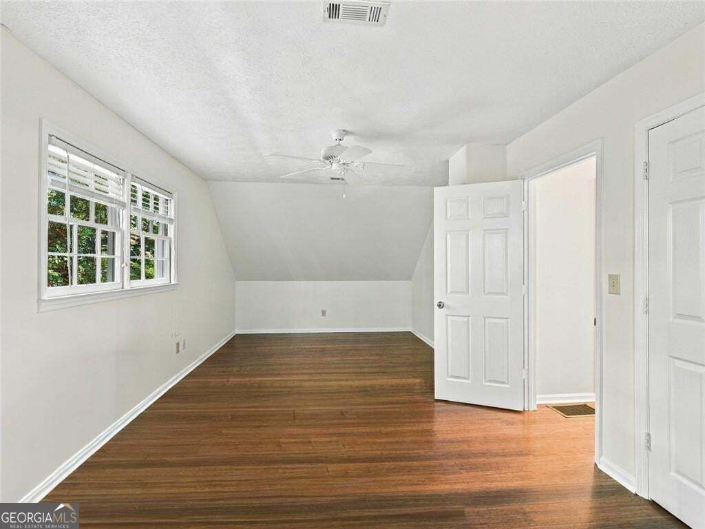 202 Crystal Hills Property Photo 32