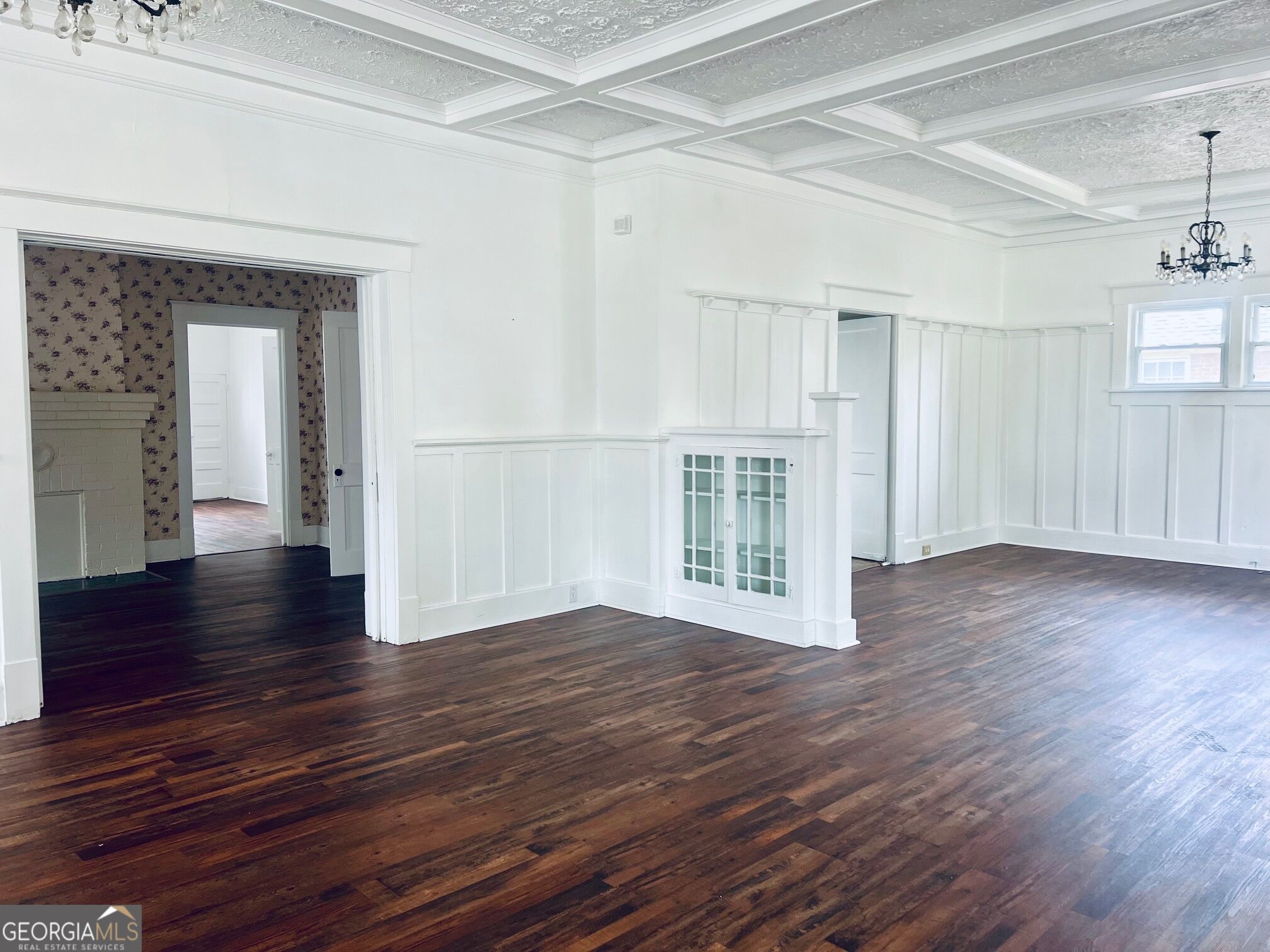 40 S College Street Property Photo 5